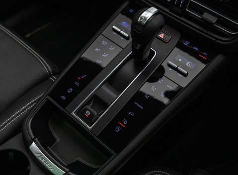 Porsche Macan 2.9T V6 GTS PDK 4WD Euro 6 (s/s) 5dr 18