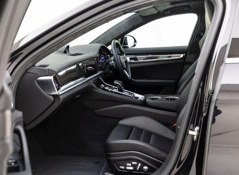 Porsche Panamera Turbo 14