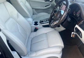Porsche Macan 3.0 S PDK 4WD AUTO £12000 OF EXTRAS 21