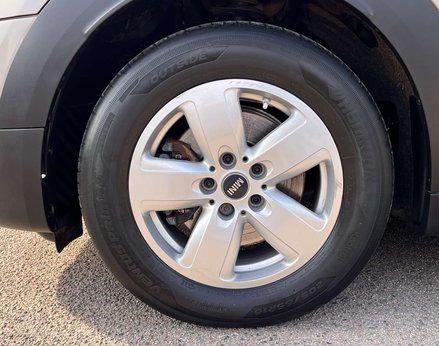 Mini Countryman 1.5 Countryman Cooper Classic Auto 5dr 12