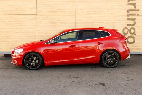 Volvo V40 T2 R-DESIGN NAV PLUS 13