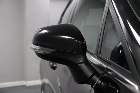 Ford Fiesta TITANIUM X 33