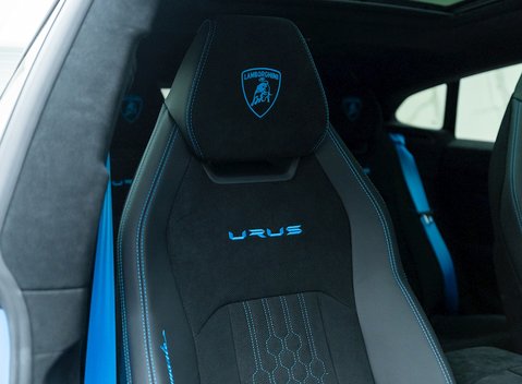 Lamborghini Urus Performante 11