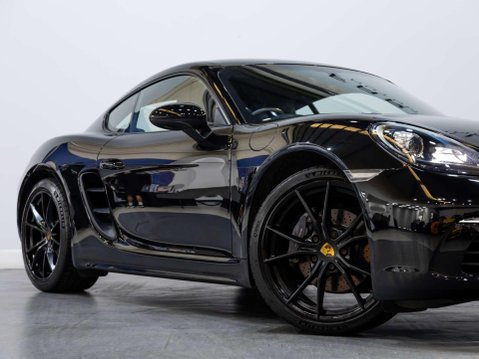 Porsche 718 Cayman 2.0T Coupe GPF 2dr Petrol PDK Euro 6 (s/s) (300 ps) 9