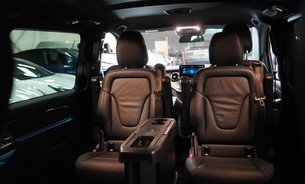 Mercedes-Benz Eqv 300 SPORT PREMIUM 7 Seats Full MB Service history Adaptive Cruise 360 Cam  23