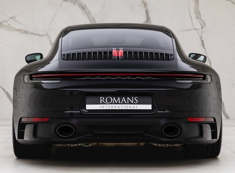 Porsche 911 Carrera S (992) 5