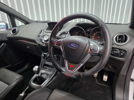 Ford Fiesta 1.6T EcoBoost ST-3 Hatchback 3dr Petrol Manual Euro 6 (182 ps) 20