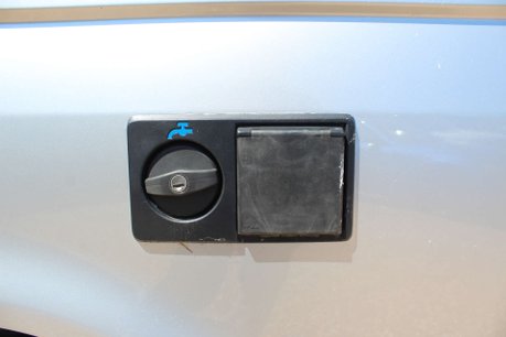 Volkswagen California 2.0 California SE TDI BlueMotion Technology 13