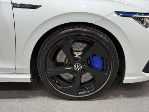 Volkswagen Golf 2.0 TSI R Hatchback 5dr Petrol DSG 4Motion Euro 6 (s/s) (320 ps) 31