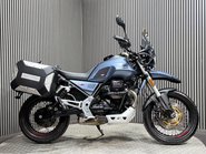 Moto Guzzi V85 850 TT 2019 37K MOT SEPTEMBER 2027 PANNIERS ADVENTURE BIKE 4