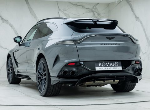 Aston Martin DBX 707 7