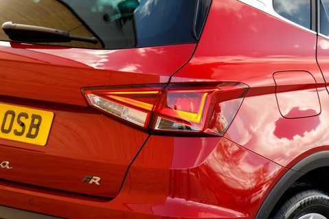 SEAT Arona ECOTSI FR 9