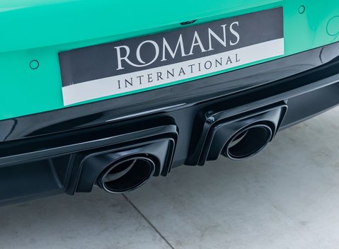 Porsche 911 Carrera GTS (992.2) 37