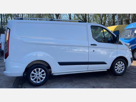 Ford Transit Custom 2.2 TDCi 290 L1 H1 5dr 8