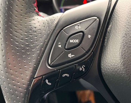 Toyota C-HR 1.8 C-HR GR Sport HEV CVT 5dr 50