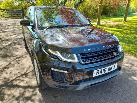 Land Rover Range Rover Evoque 2.0 eD4 SE Tech FWD Euro 6 (s/s) 5dr 15