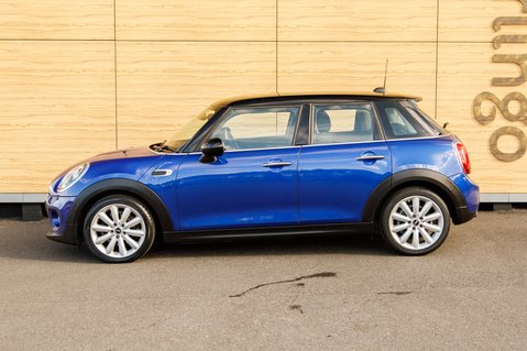 Mini Hatch COOPER CLASSIC 9