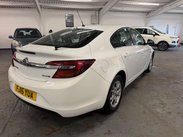 Vauxhall Insignia 2.0 CDTi ecoFLEX Design Euro 5 (s/s) 5dr 8