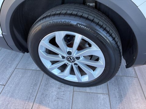 Volkswagen T-Roc 1.5 TSI Style DSG Euro 6 (s/s) 5dr 8