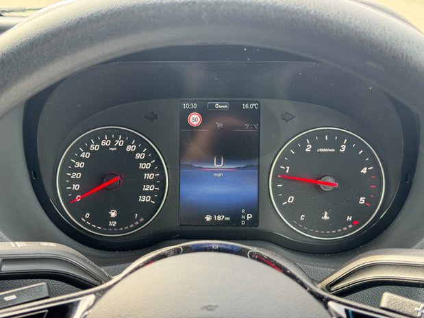 Mercedes-Benz Sprinter AUTO LWB L3H2 High Roof 315 Pro Air Con Sensors EURO 6 19