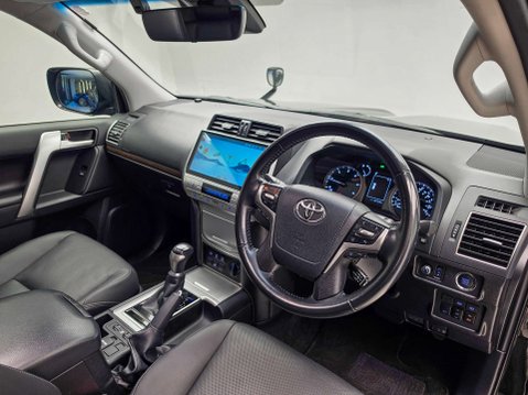 Toyota Land Cruiser 2.8D Invincible Matt Black Edition SUV 5dr Diesel Auto 4WD Euro 6 (s/s) (7 14