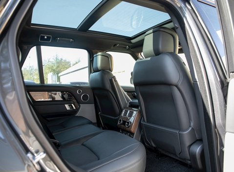 Land Rover Range Rover 4.4 SDV8 Vogue SE 14