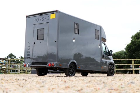 Citroen Relay BRAND NEW DELIVERY MILES 3.5 TON HORSEBOX STALLION BUILD  REAR LARGE BED  5