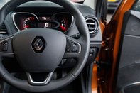Renault Captur ICONIC TCE 20