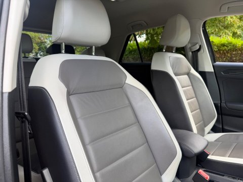 Volkswagen T-Roc 1.5 TSI EVO SEL Euro 6 (s/s) 5dr 14