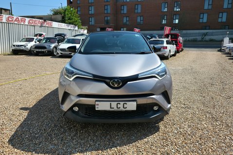 Toyota C-HR DYNAMIC.. 9 MAIN DEALER SERVICES.. STUNNING EXAMPLE 7