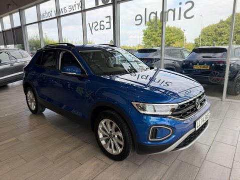 Volkswagen T-Roc 1.5 TSI Match DSG Euro 6 (s/s) 5dr 3