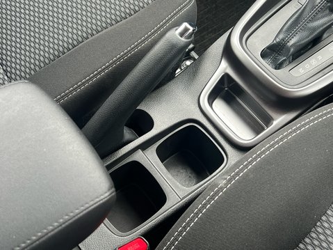 Suzuki Vitara SZ-T BOOSTERJET MHEV 28