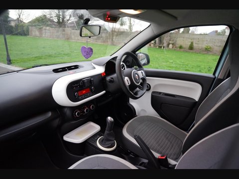 Renault Twingo 1.0 SCe Play Euro 6 5dr 17
