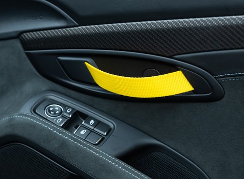 Porsche 718 SPYDER RS 29