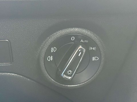 SEAT Leon 2.0 TDI FR Estate 5dr Diesel Manual Euro 6 (s/s) (150 ps) 41