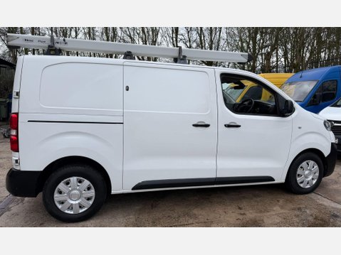 Peugeot Expert 2.0 BlueHDi 1400 Professional Standard Panel Van 6dr Diesel Manual MWB Euro 21