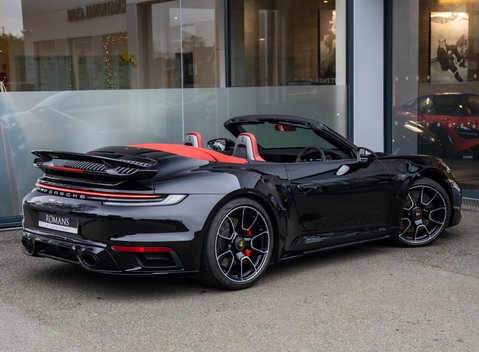 Porsche 911 Turbo Cabriolet (992) 4