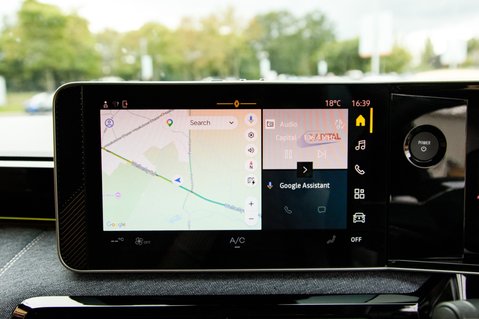 Renault 5 TECHNO E-TECH 16