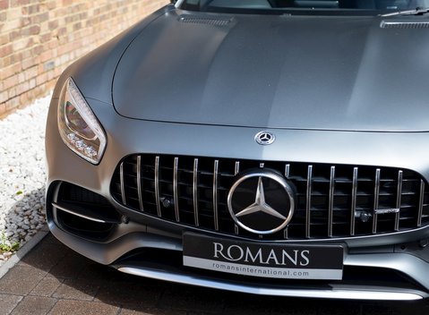 Mercedes-Benz Amg GT GT S 22