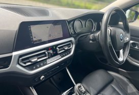 BMW 3 Series 318D SPORT 37