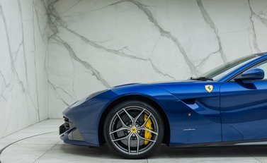 Ferrari F12 Berlinetta 38