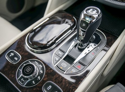Bentley Bentayga W12 First Edition 17