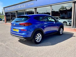Hyundai TUCSON 1.6 Tucson SE Nav TGDi 2WD Semi-Auto 5dr 8