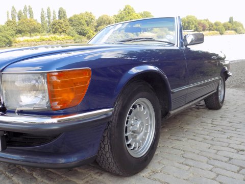 Mercedes-Benz SL Series 380 SL 49
