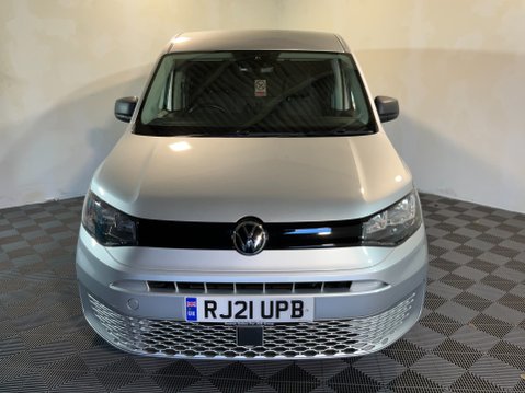 Volkswagen Caddy 2.0 TDI C20 Commerce Plus SWB Euro 6 (s/s) 5dr 3