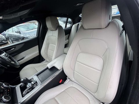 Jaguar XE 2.0 D180 R-Dynamic SE Saloon 4dr Diesel Auto Euro 6 (s/s) (180 ps) 35