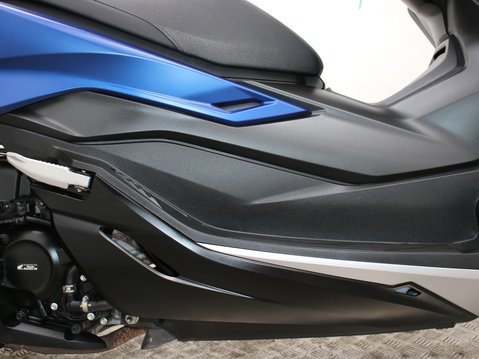 Honda Forza 350 NSS 350 A-R 24