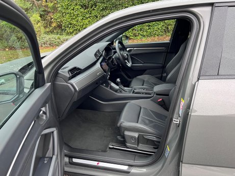 Audi Q3 1.5 TFSI CoD 35 S line Sportback S Tronic Euro 6 (s/s) 5dr 22