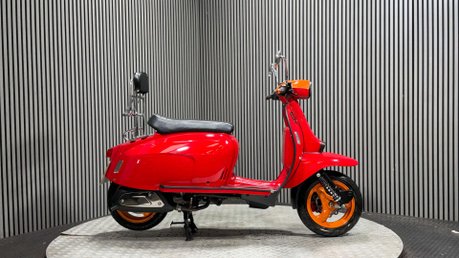 Royal Alloy GT LC 2018 ONLY 2K MODERN RETRO SCOOTER 200CC 1