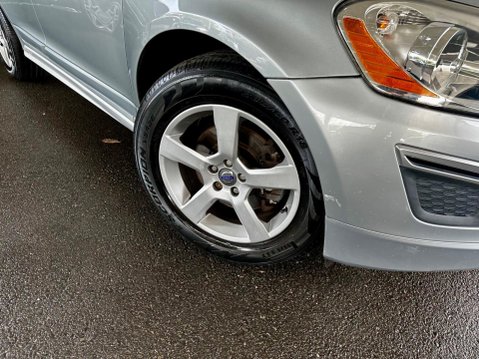 Volvo XC60 2.4 D5 R-Design Geartronic AWD Euro 5 5dr 22